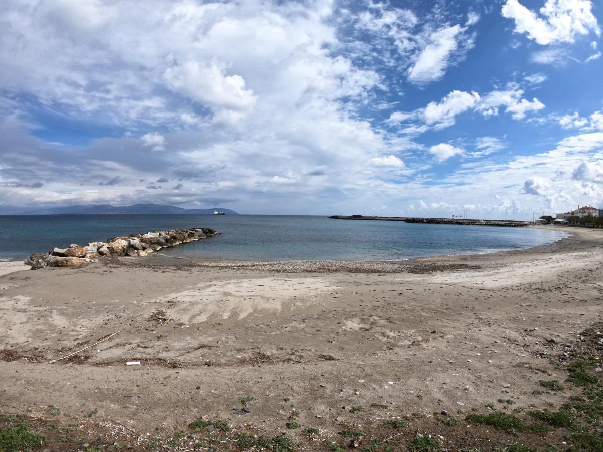 Agias Pelagias Little Beach House Agia Pelagia  Экстерьер фото