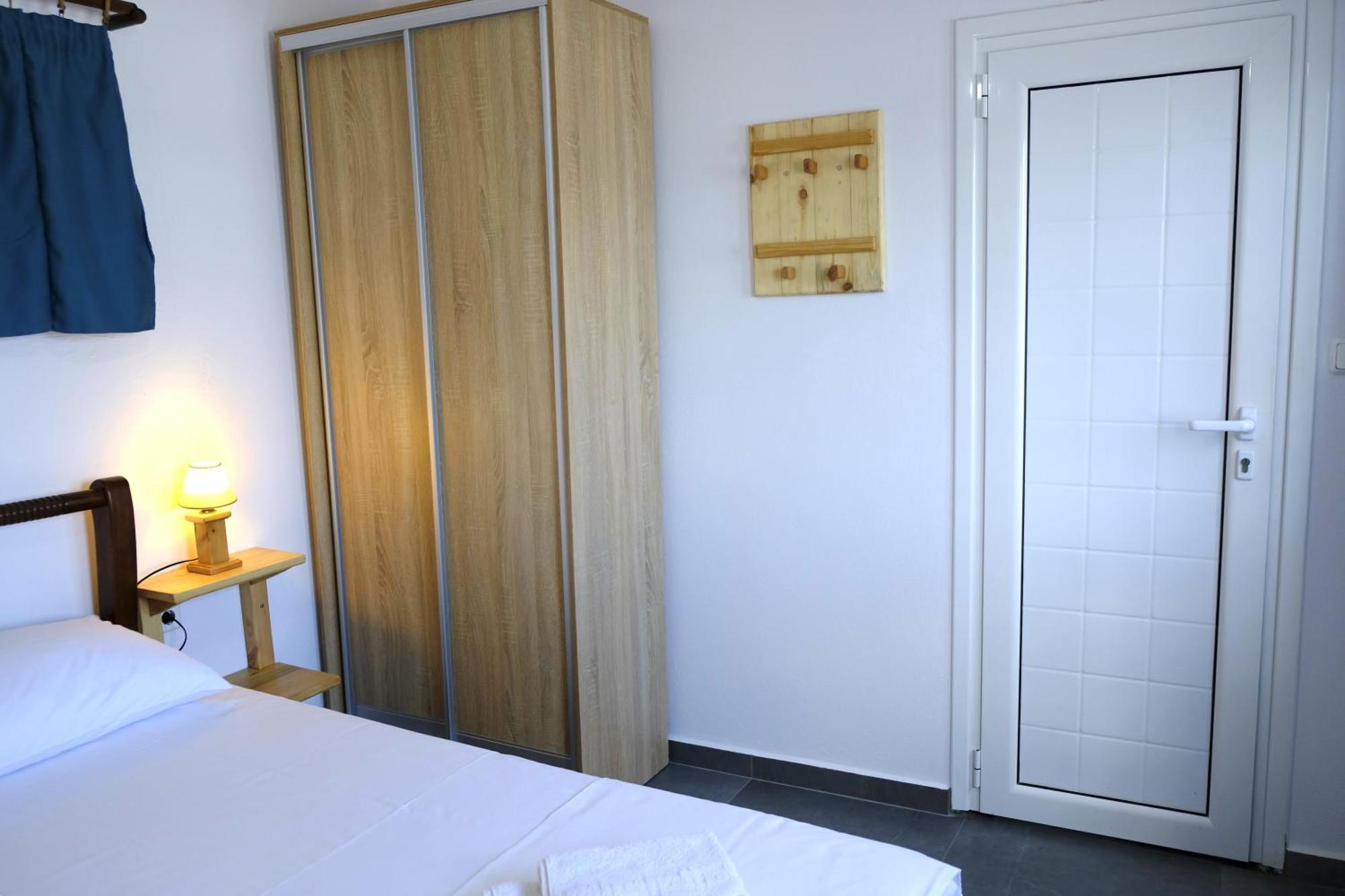 Agias Pelagias Little Beach House Agia Pelagia  Экстерьер фото